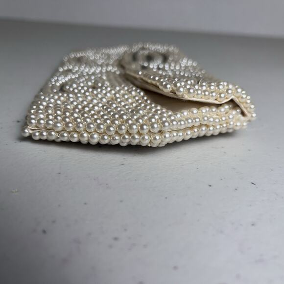 Vintage Pearl Beaded Clutch Handmade Japan Mid Century 8x4 Ivory Butterfly Snap - Picture 13 of 16